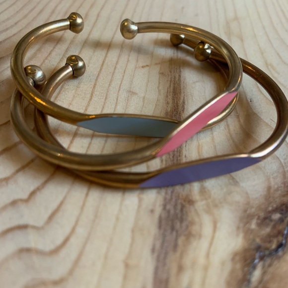 3 vintage bangles in size small - Picture 6 of 9